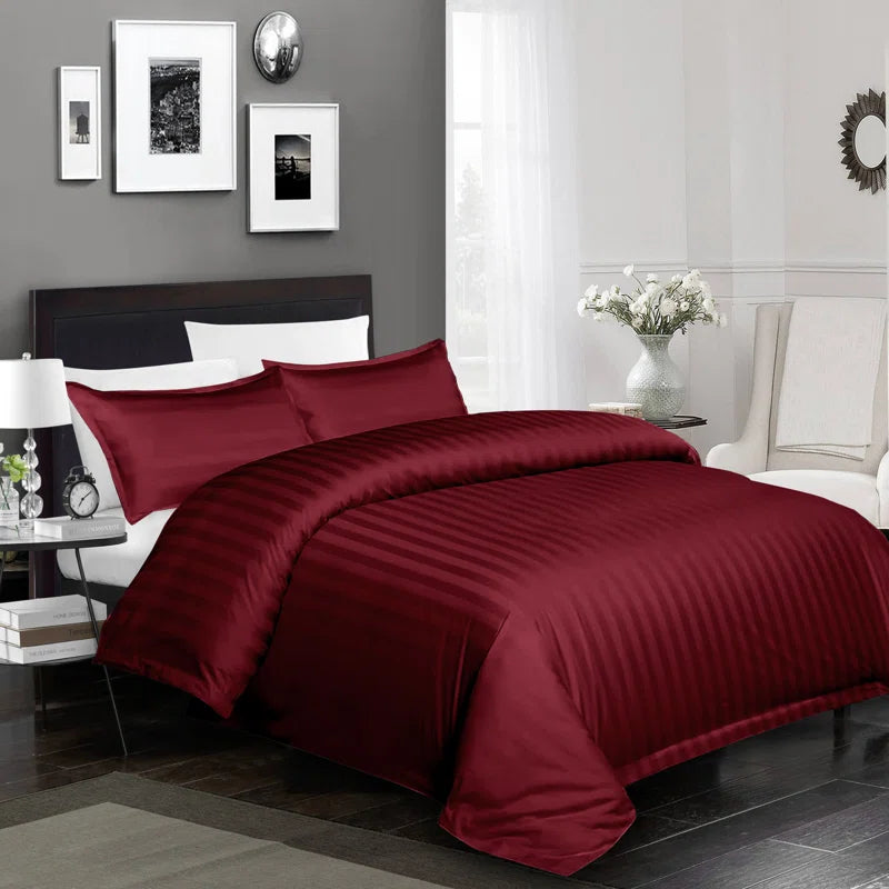 Klarita 250 TC Microfibre Reversible Modern & Contemporary Duvet Cover Set with Pillow Cases